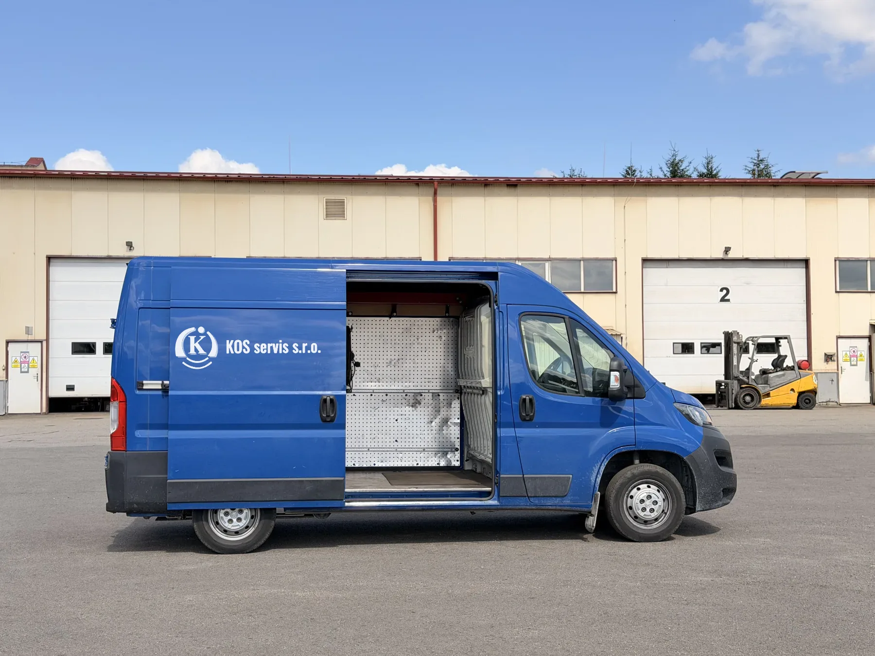 Servisní dodávka KOS servis – foto 3